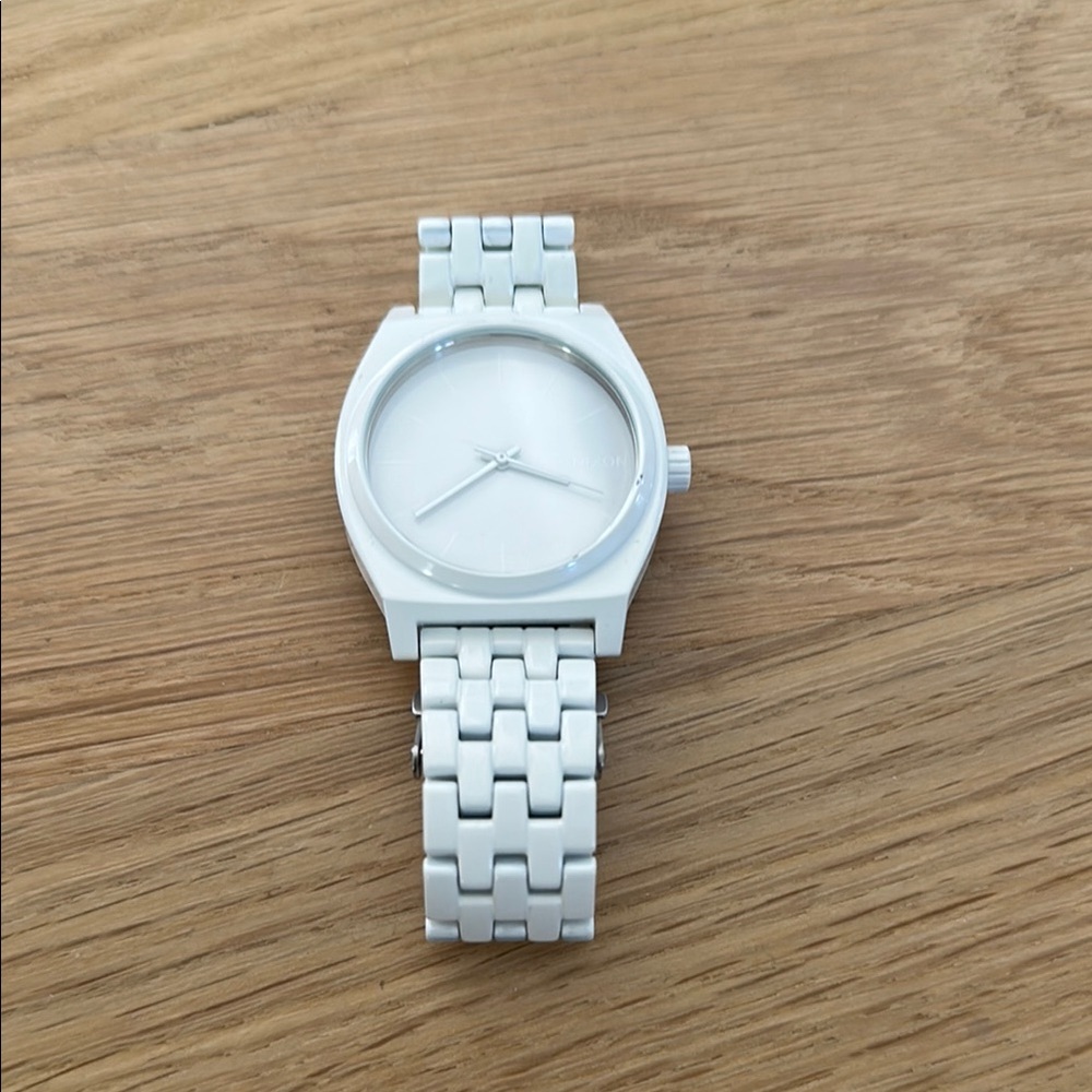 Noxin Stylish White wristwatch